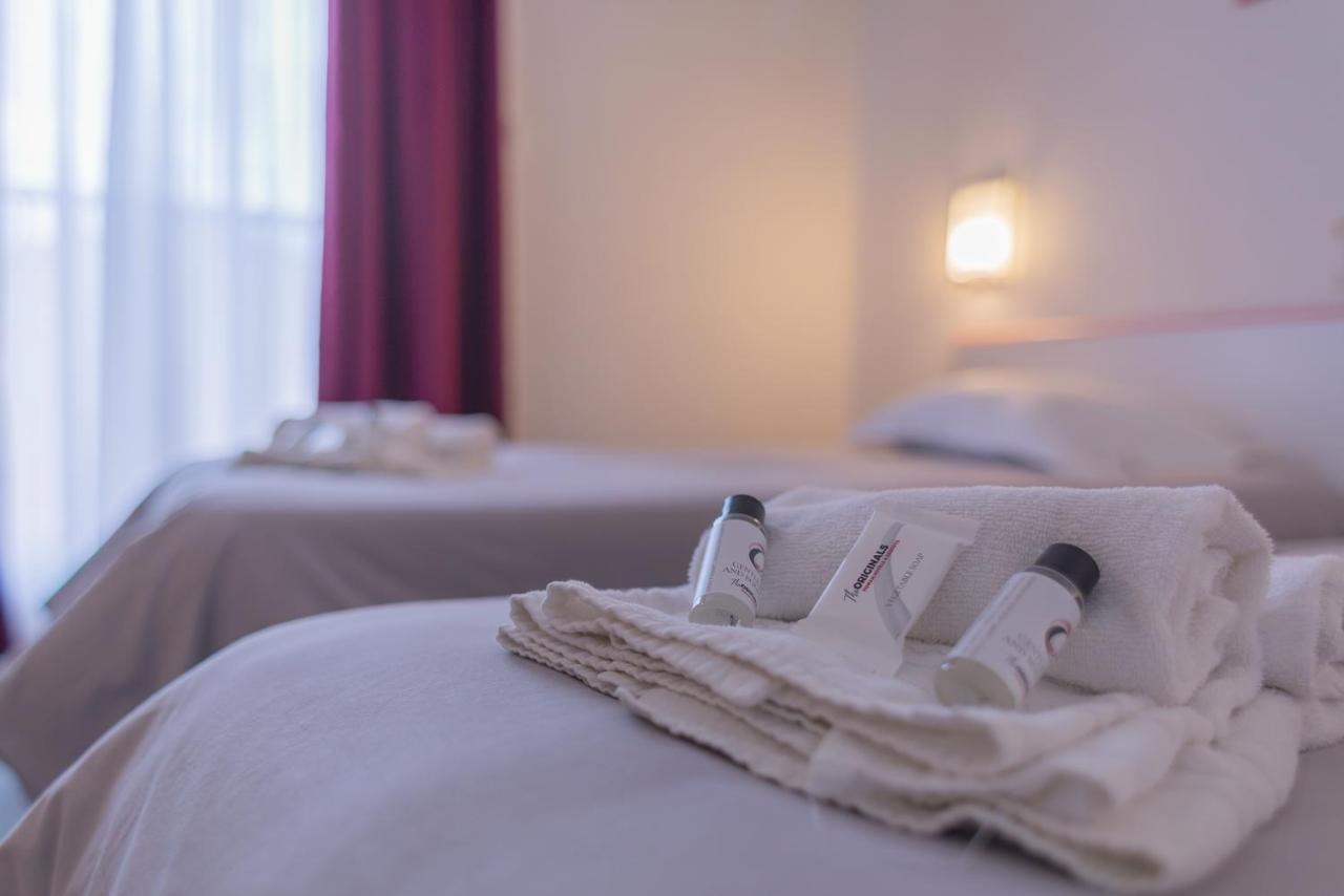 The Originals City, Relax'Otel & Spa, Ле Баркарес Экстерьер фото